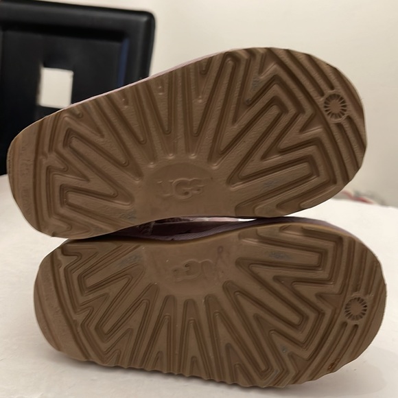 UGG WINTER CLASSIC BOOTS SHORT II BABY 9 MHTS-2 YRS SIZE 6 - Picture 14 of 14